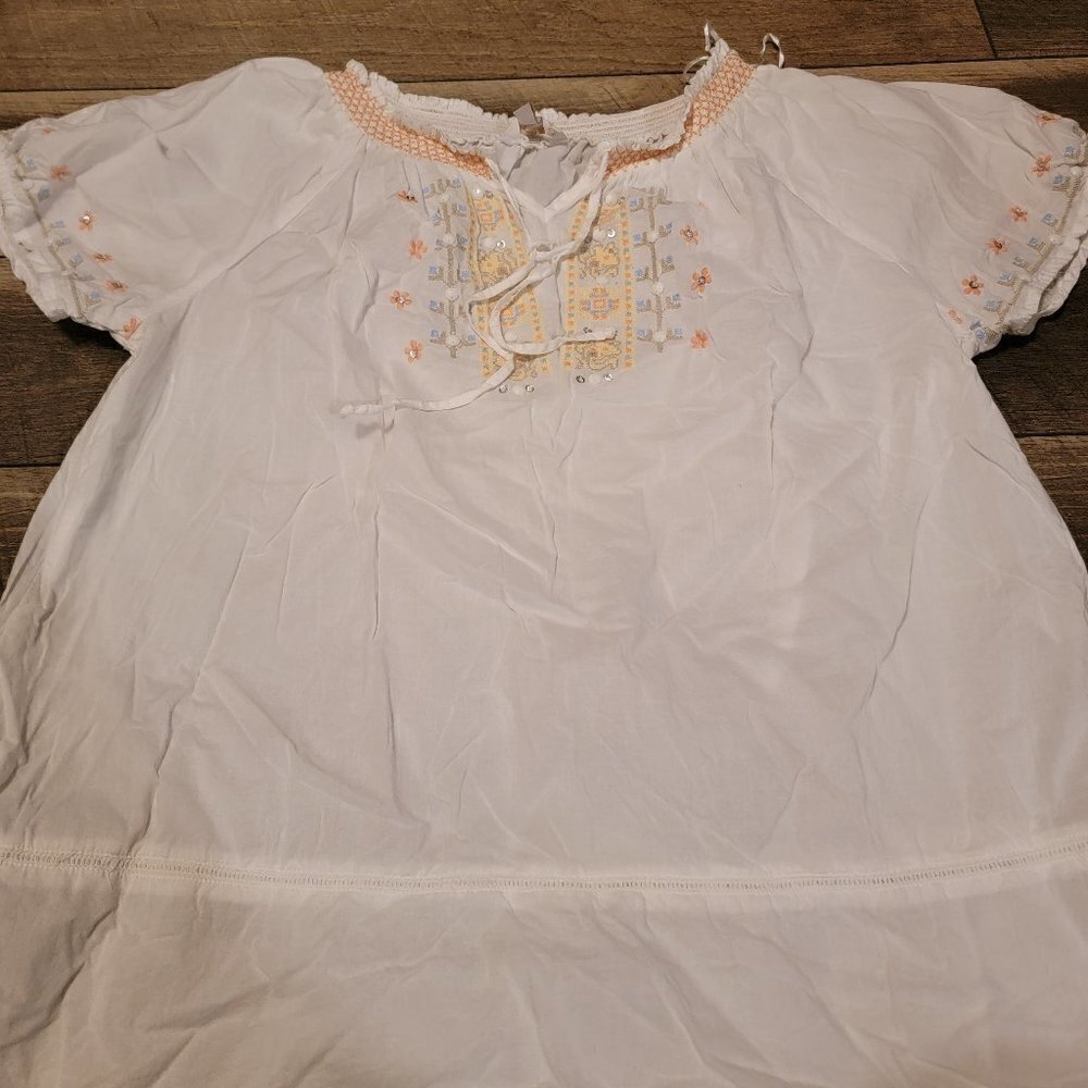 KC - Khaki's & Co White Peasant Top with peach smocking around the neck
